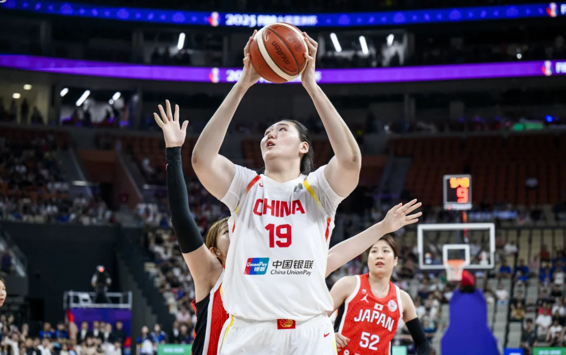 pg电子官网-已回山东?中国女篮观看阅兵直播独缺张子宇 曾因高反呕吐头晕